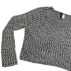 Popcorn Knit Crop Top Long Sleeve Black White Med Stretch Divided Basic Textured